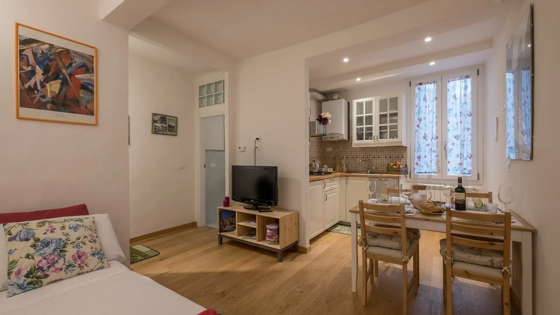 Apartment La Dimora Di San Lorenzo Florence Italy